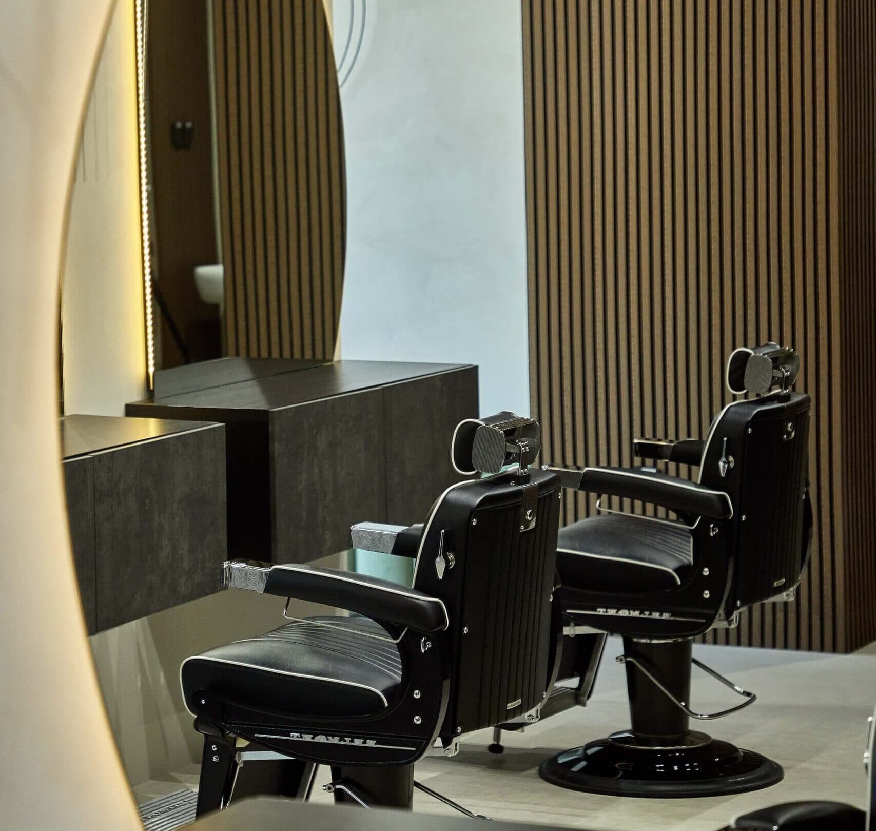 Styling chair